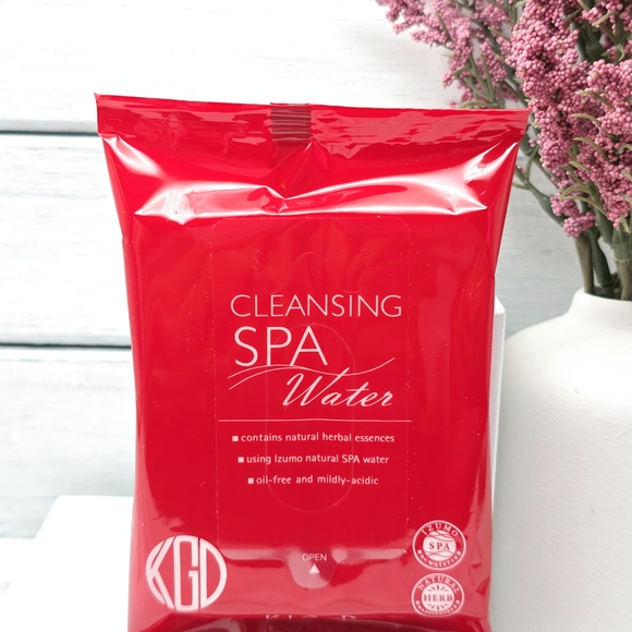 Koh Gen Do Cleansing Spa Water - Picture 1 of 4